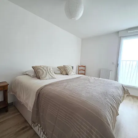 Moderne Avec Terrasse Proche Et Centre, Wi-fi Inclus A Saint-brevin - Fr-1-364-182 דירה *