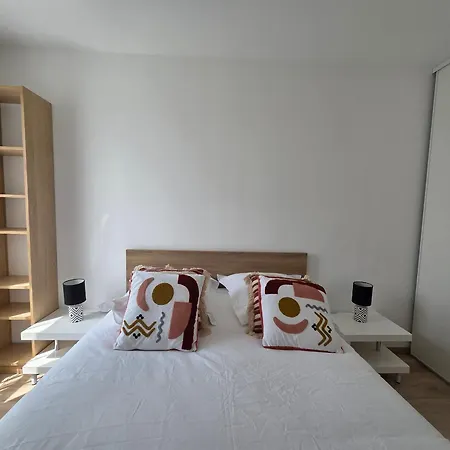 Moderne Avec Terrasse Proche Et Centre, Wi-fi Inclus A Saint-brevin - Fr-1-364-182