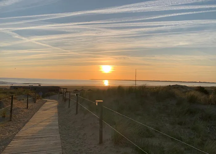 Moderne Avec Terrasse Proche Et Centre, Wi-fi Inclus A Saint-brevin - Fr-1-364-182 *